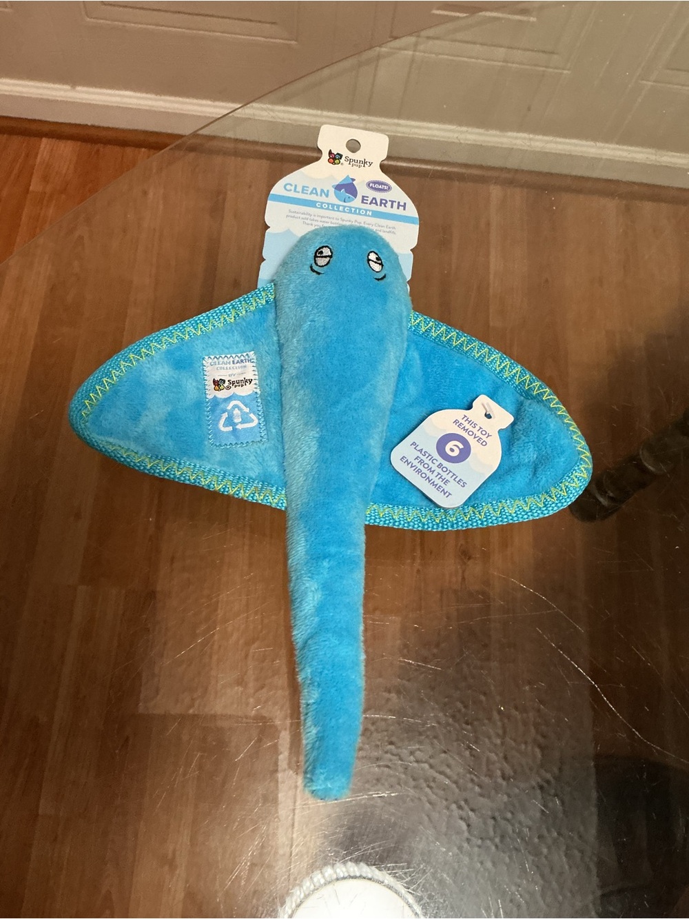 Spunky Pup Clean Earth Recycled Plush Stingray Dog Toy – Small 10”